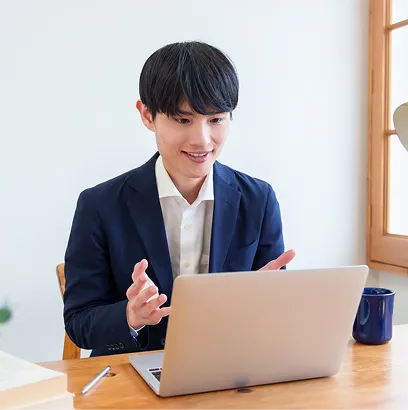 女性とPC