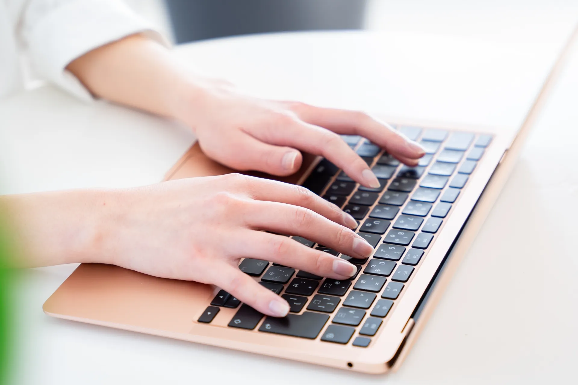 キーボードと手